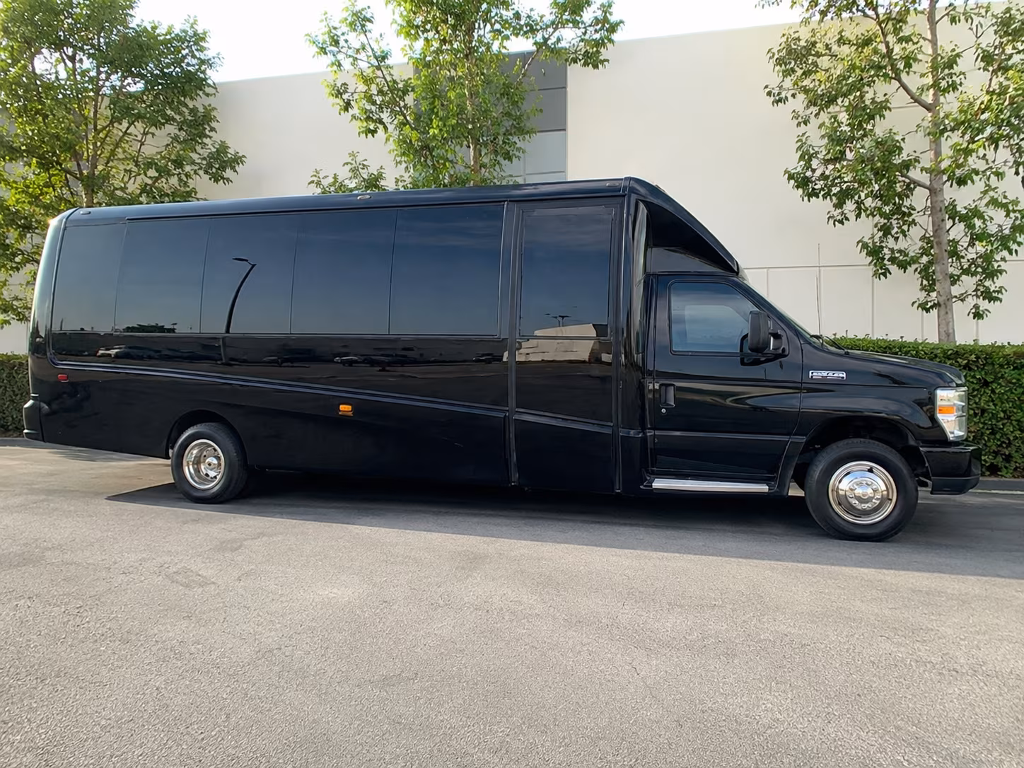 airport transfer buses for rapid city regional airport rap