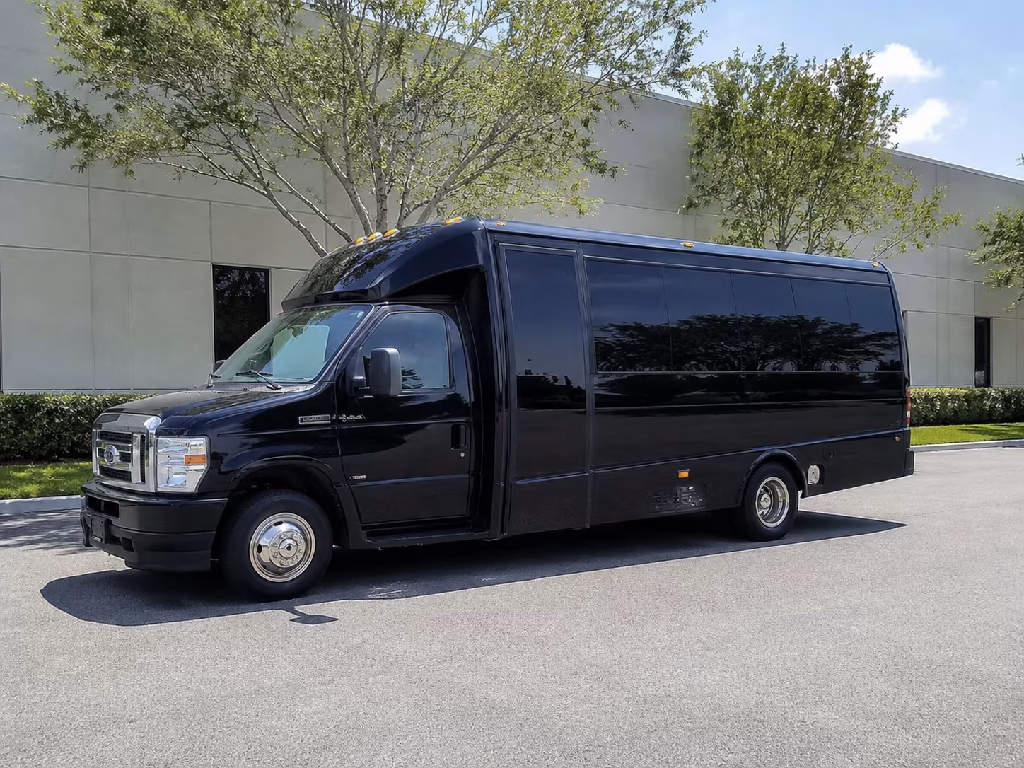 convention and conference shuttle buses for rapid city events