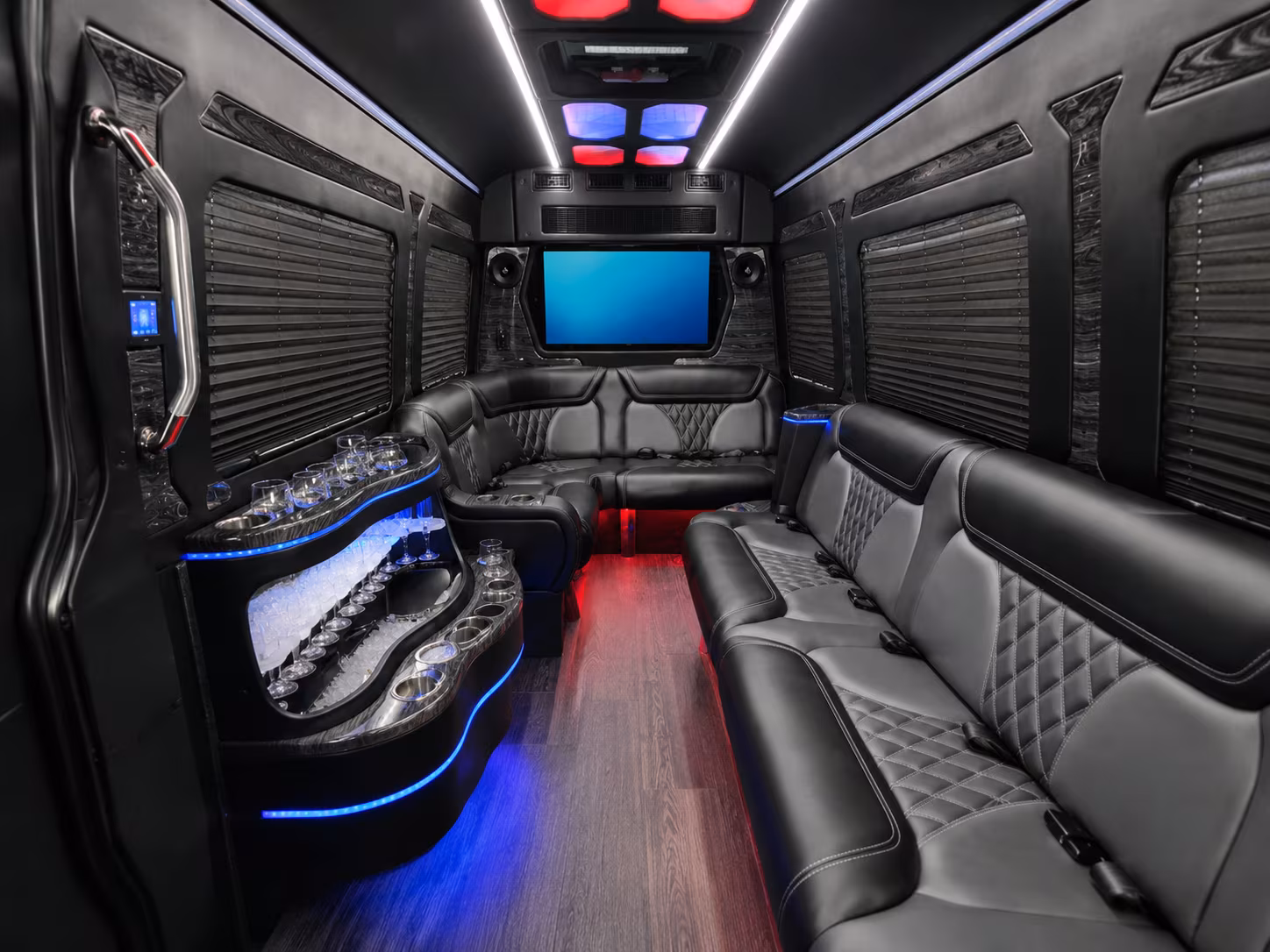 corporate retreat bus rentals into the black hills